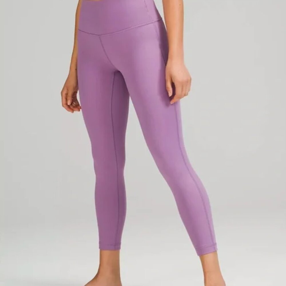 NEW Lululemon Wunder Under 25” FLUX Wisteria Purple Size 8